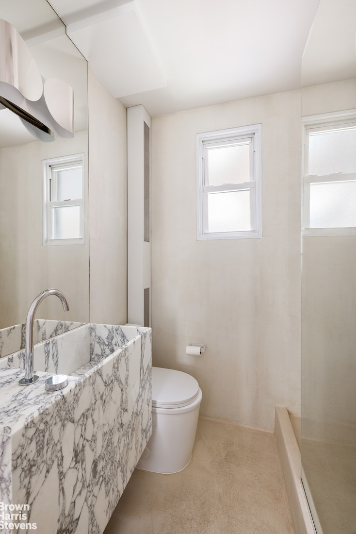 307 West 20th Street Chelsea New York NY 10011