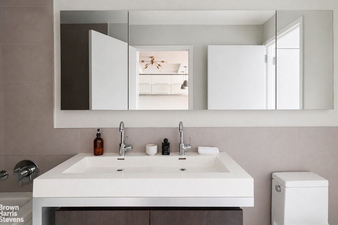 214 North 11th Street 5A Williamsburg Brooklyn NY 11211