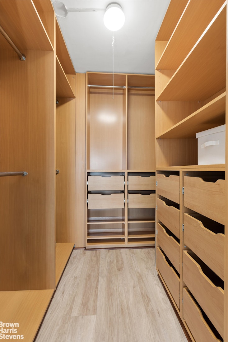 330 Third Avenue 15H Kips Bay New York NY 10010