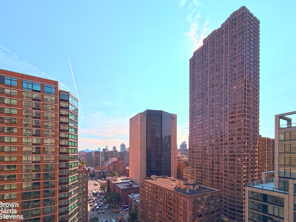 300 East 40th Street Murray Hill New York NY 10016