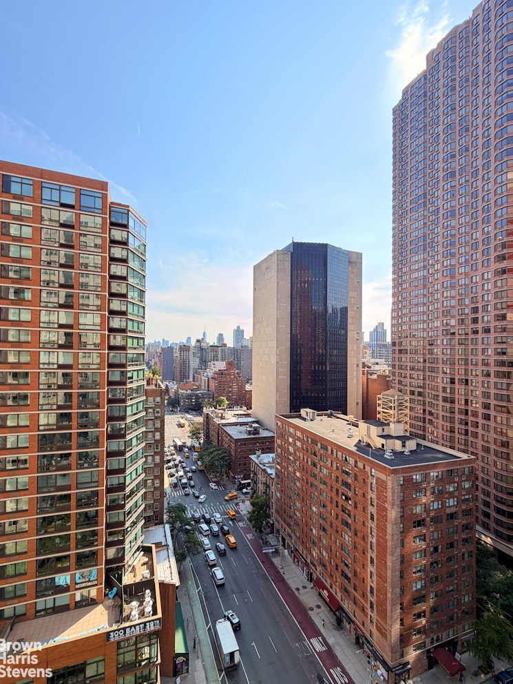 300 East 40th Street Murray Hill New York NY 10016