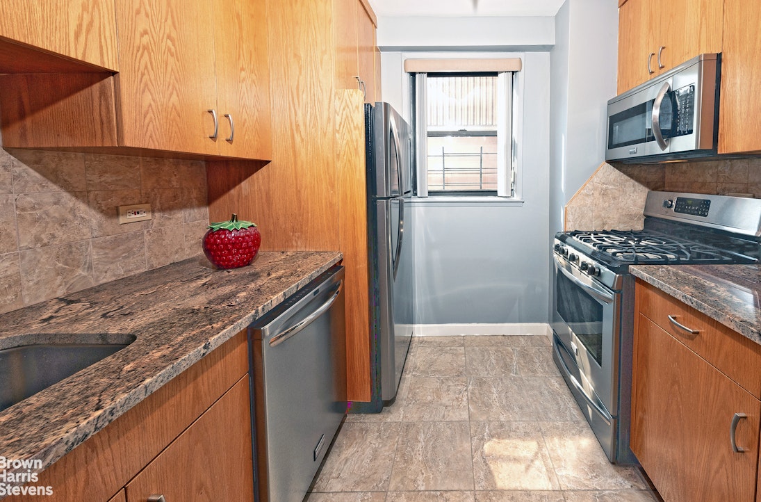 330 Third Avenue 10J Kips Bay New York NY 10010