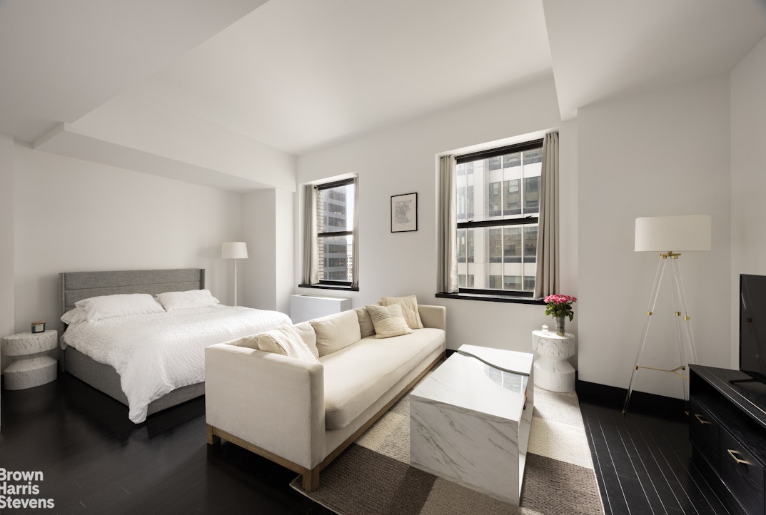 20 Pine Street 2905 Financial District New York NY 10005