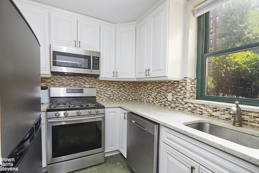 78-11 35th Avenue 1G Jackson Heights Queens NY 11372