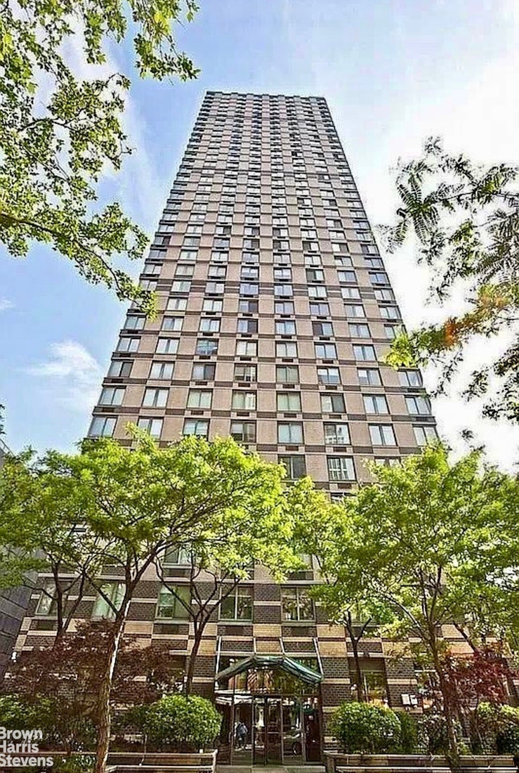 300 East 85th Street 702 Upper East Side New York NY 10028