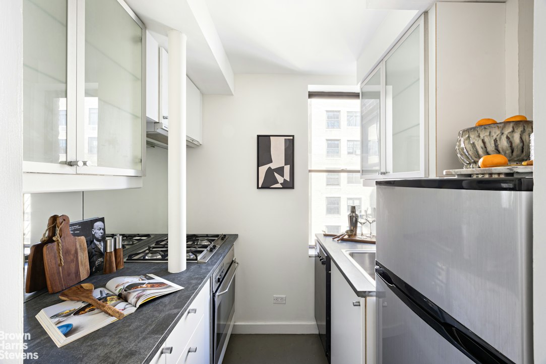 45 Fifth Avenue 15A Greenwich Village New York NY 10003