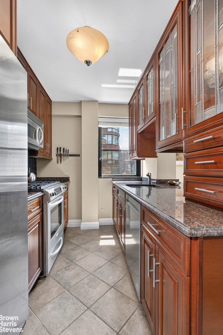 301 East 64th Street 16B Upper East Side New York NY 10065