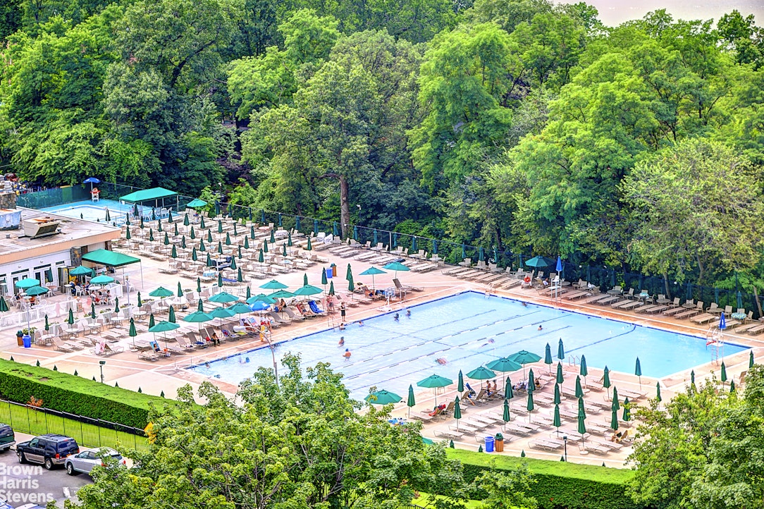 5900 Arlington Avenue 4G Riverdale Bronx NY 10471