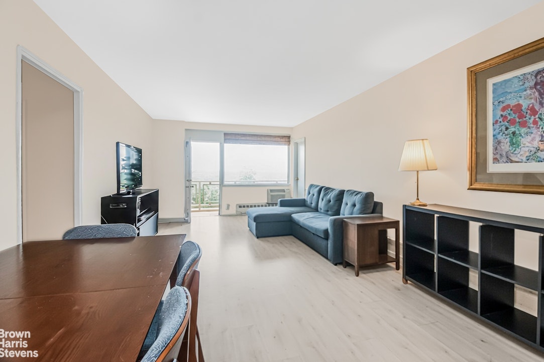 5900 Arlington Avenue 4G Riverdale Bronx NY 10471