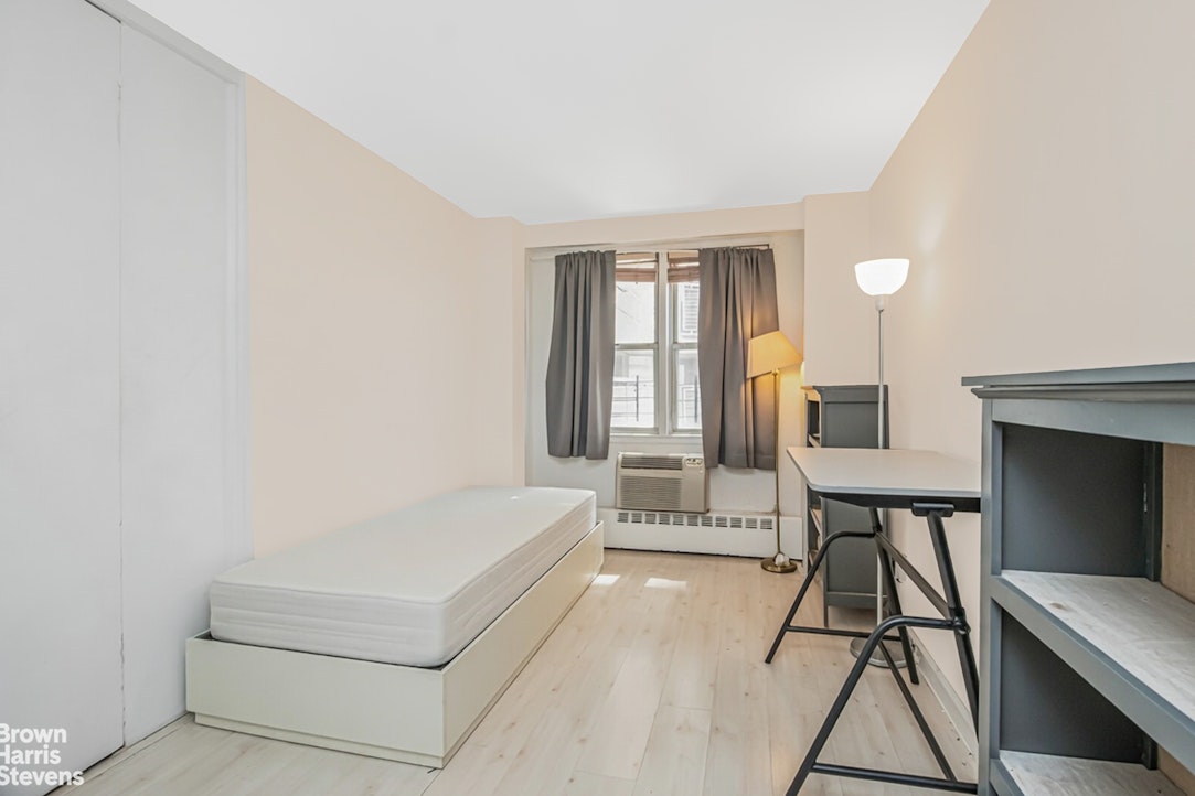 5900 Arlington Avenue 4G Riverdale Bronx NY 10471