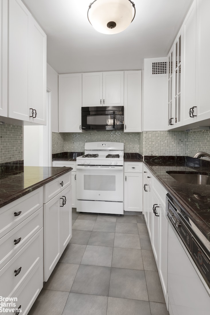 142 West End Avenue 5M Lincoln Square New York NY 10023