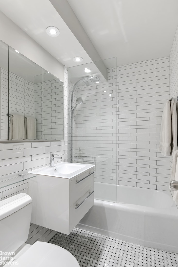 357 East 57th Street 11E Sutton Place New York NY 10022