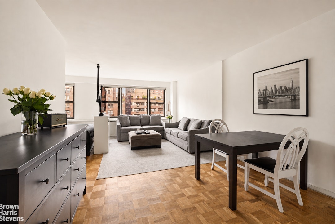 345 East 52nd Street 9A Turtle Bay New York NY 10022