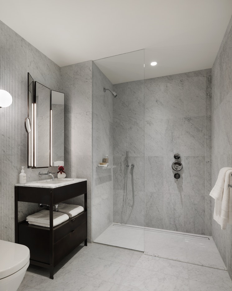 135 East 47th Street 6A Turtle Bay New York NY 10017