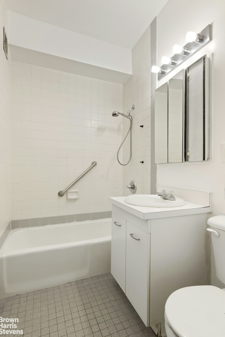 720 Greenwich Street 6N W. Greenwich Village New York NY 10014