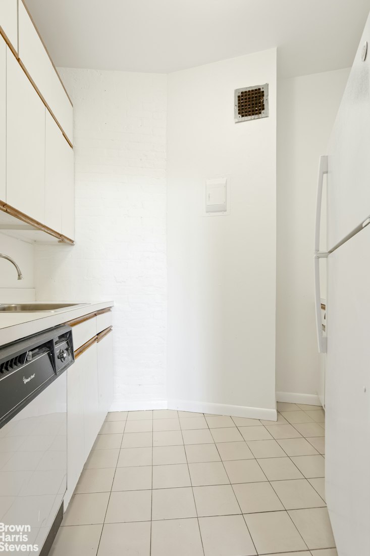 720 Greenwich Street 6N W. Greenwich Village New York NY 10014