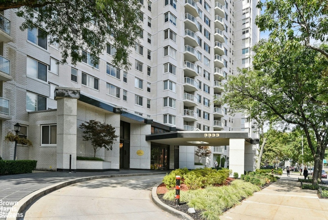 3333 Henry Hudson Parkway West 22C Riverdale Bronx NY 10463