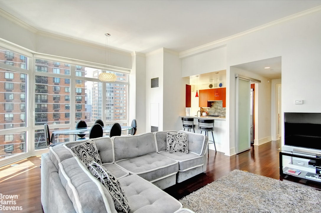 300 East 55th Street 21D Sutton Place New York NY 10022