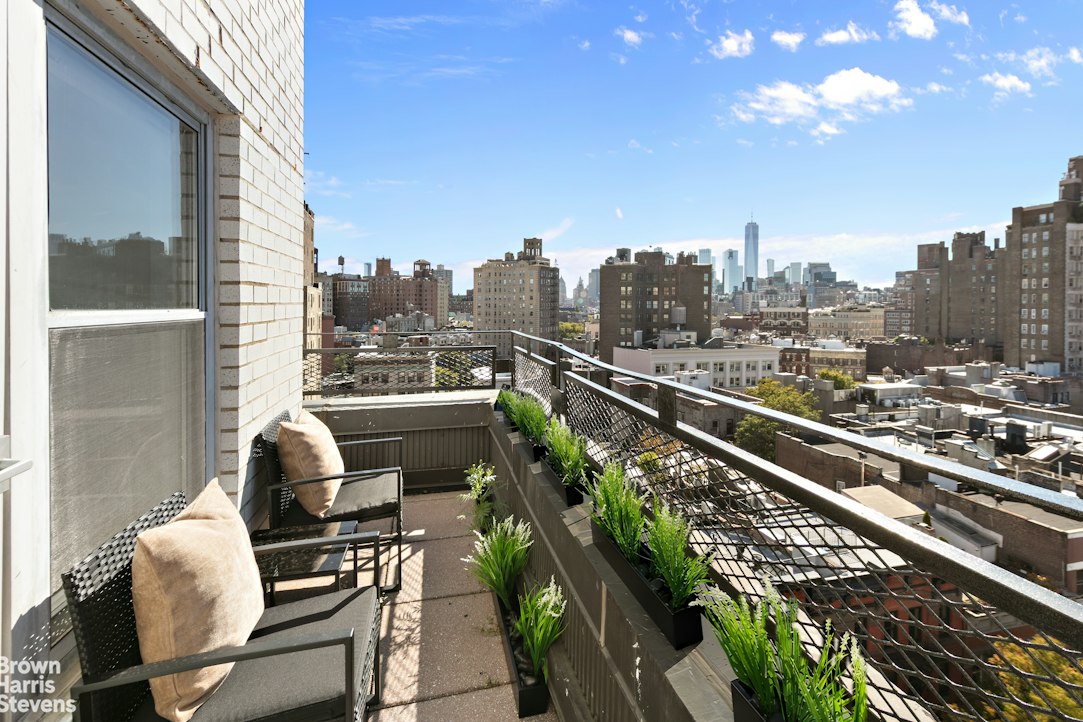 33 Greenwich Avenue 12B Greenwich Village New York NY 10014