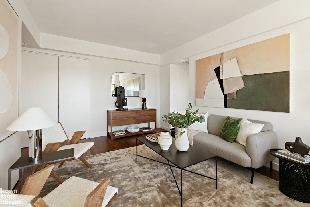 33 Greenwich Avenue 12B Greenwich Village New York NY 10014
