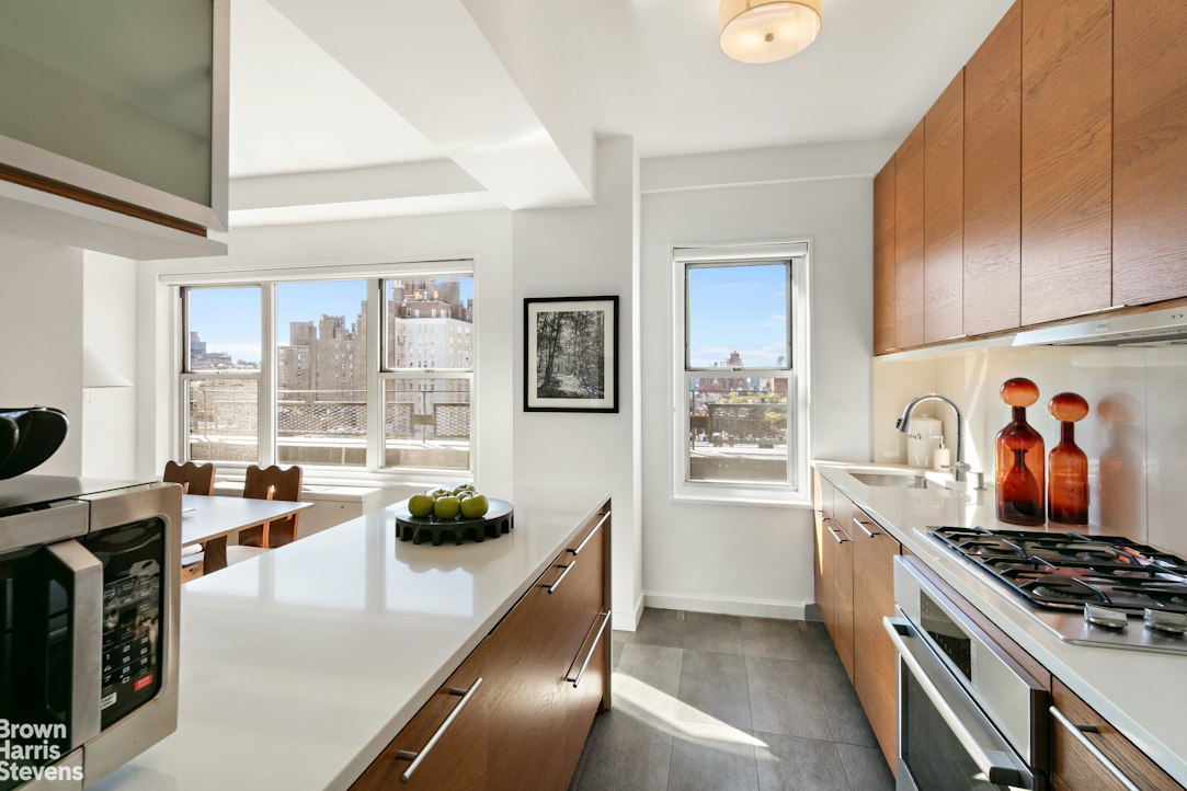 33 Greenwich Avenue 12B Greenwich Village New York NY 10014