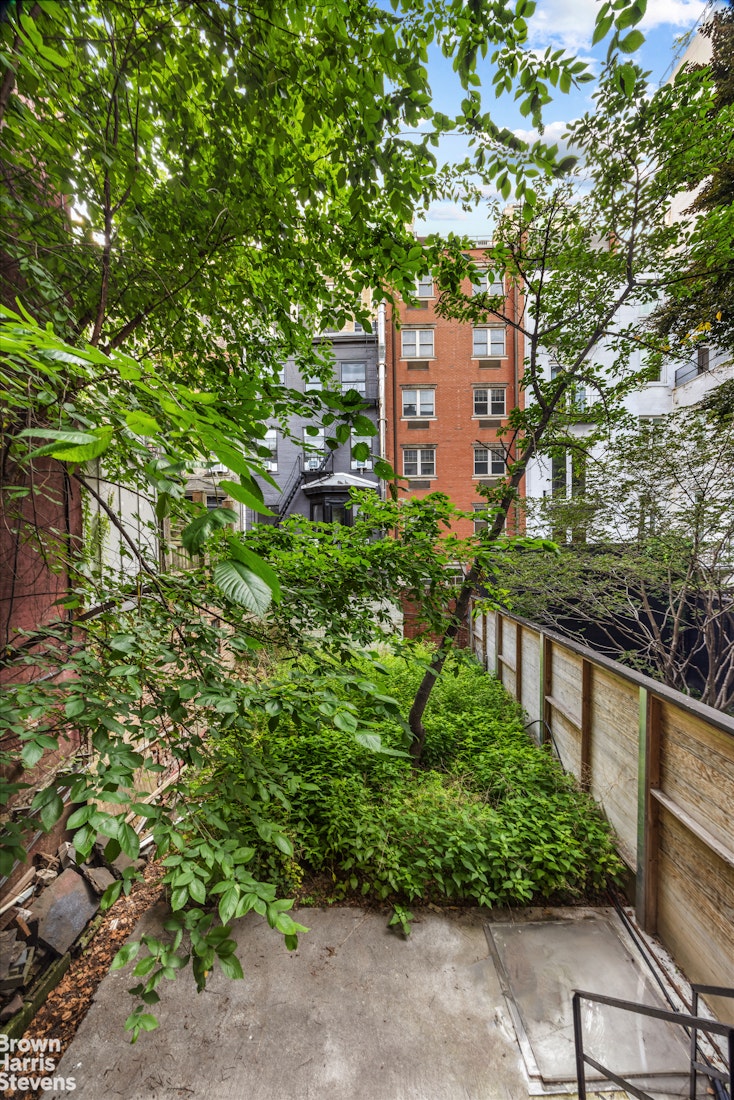 324 East 18th Street Gramercy Park New York NY 10003