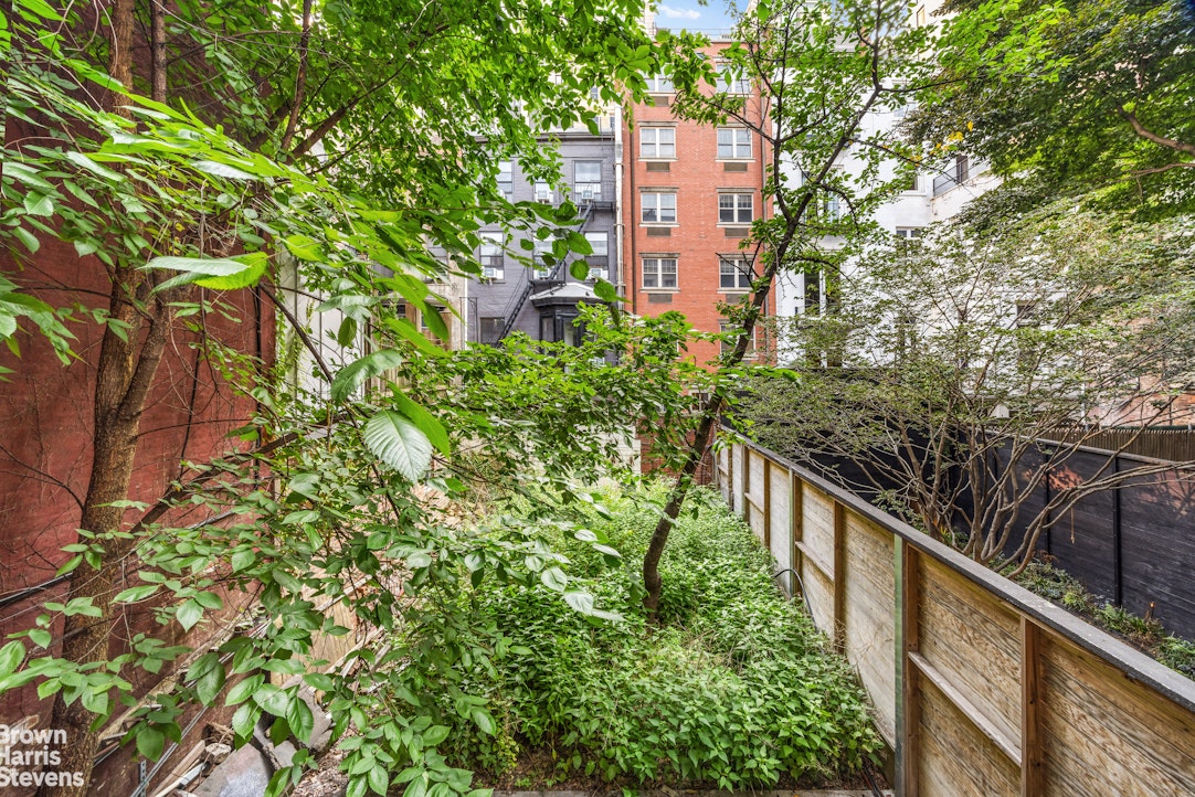 324 East 18th Street Gramercy Park New York NY 10003