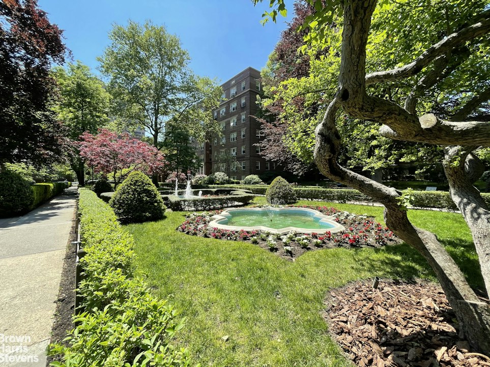 77-35 113th Street 3A Forest Hills Queens NY 11375