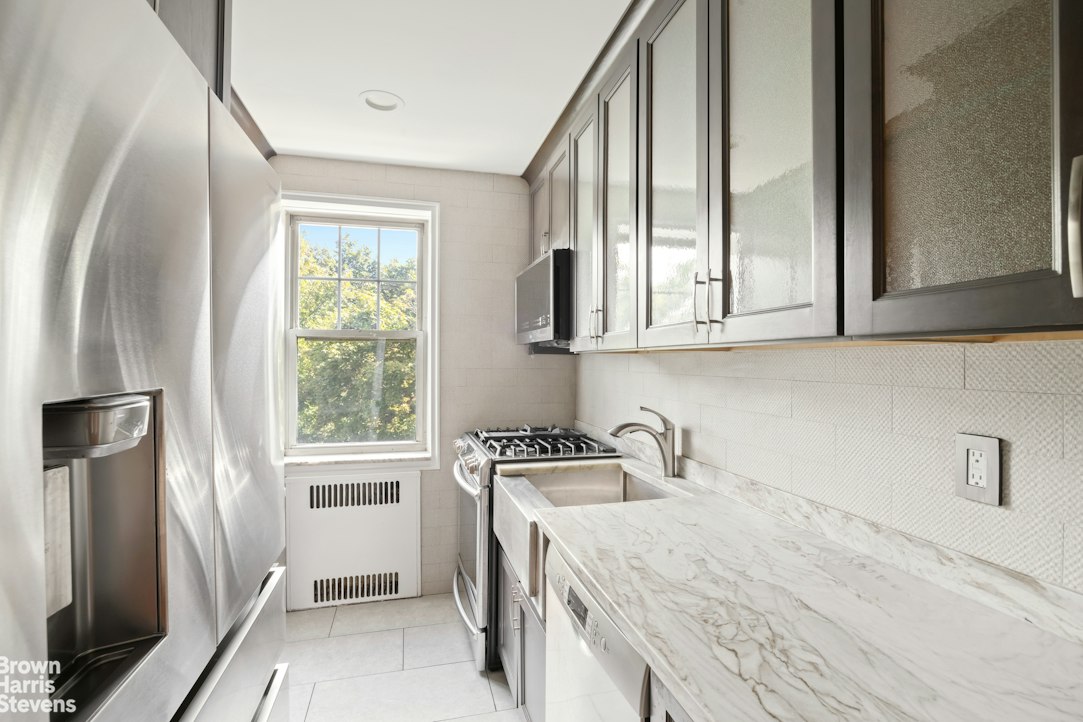 77-35 113th Street 3A Forest Hills Queens NY 11375