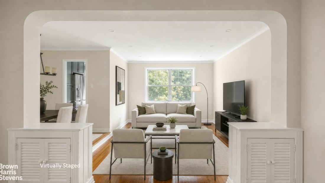 77-35 113th Street 3A Forest Hills Queens NY 11375