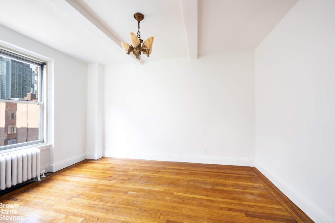 325 West 45th Street 601 Clinton New York NY 10036
