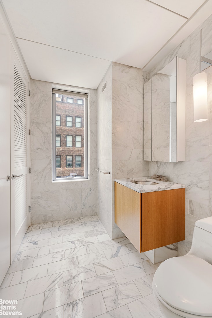 18 West 48th Street 11B Midtown West New York NY 10036