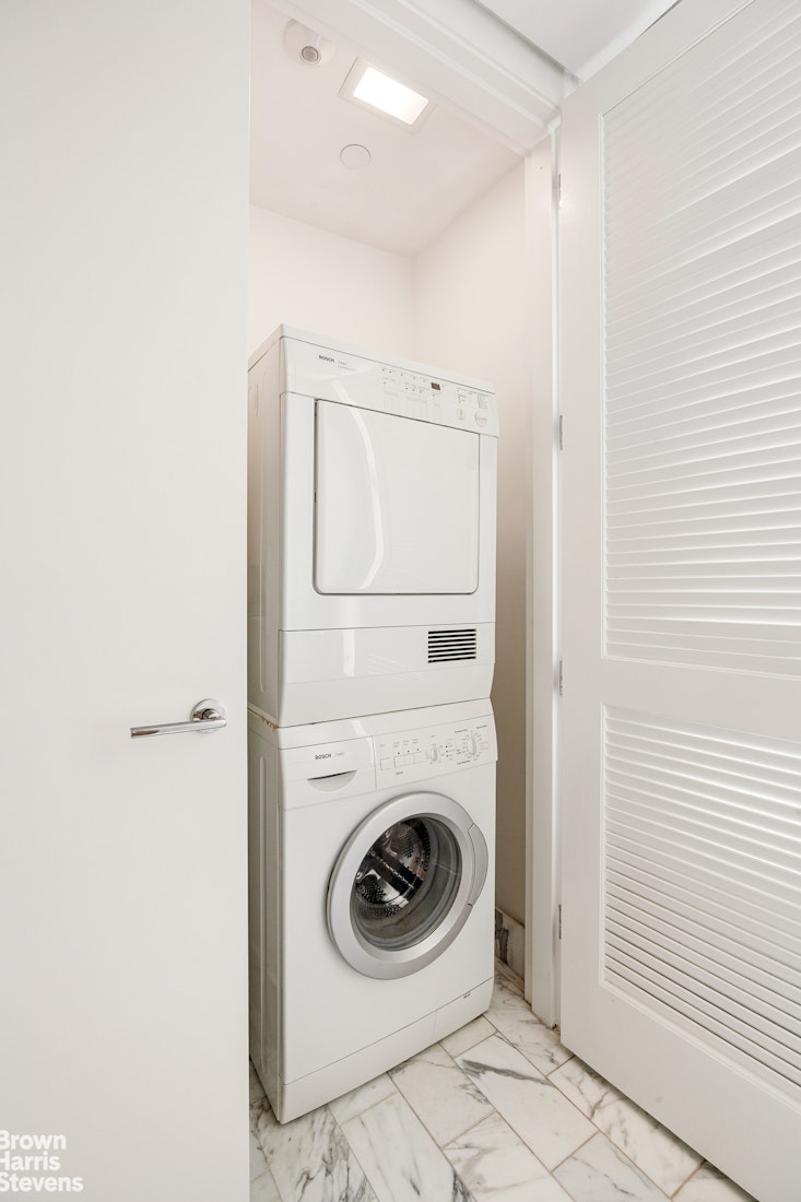 18 West 48th Street 11B Midtown West New York NY 10036