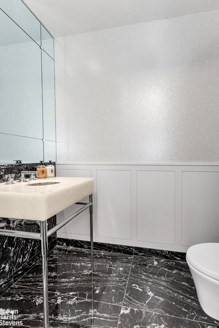 40 East End Avenue 11A Upper East Side New York NY 10028