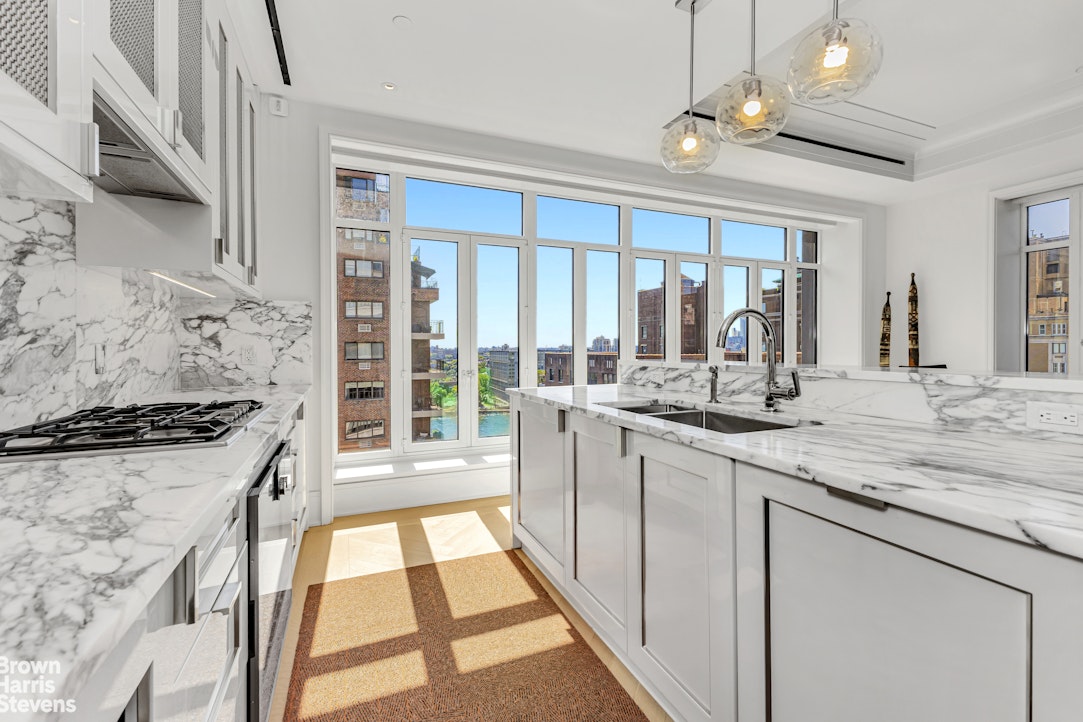 40 East End Avenue 11A Upper East Side New York NY 10028
