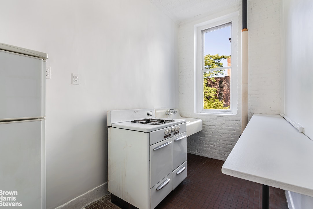 50 West 9th Street 3D Greenwich Village New York NY 10011