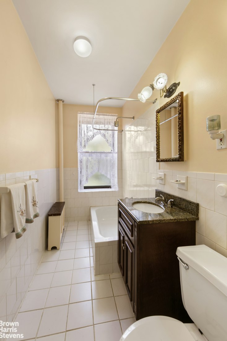 7119 Shore Road 2L Bay Ridge Brooklyn NY 11209