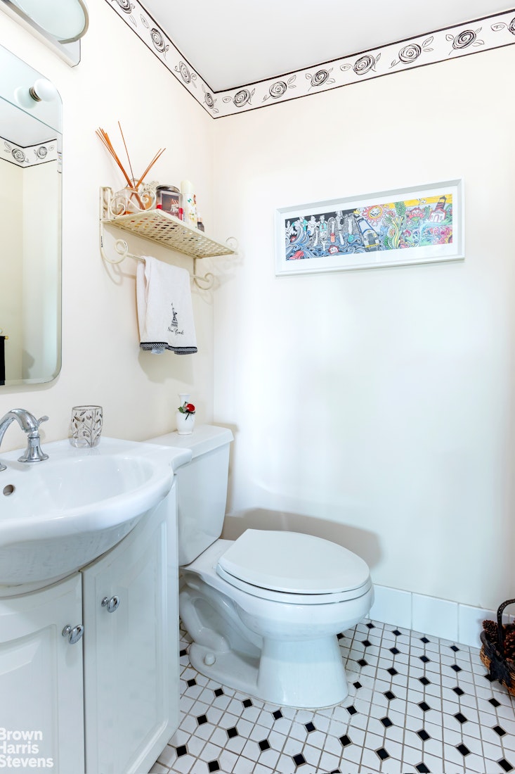 530 East 72nd Street 17D Upper East Side New York NY 10021