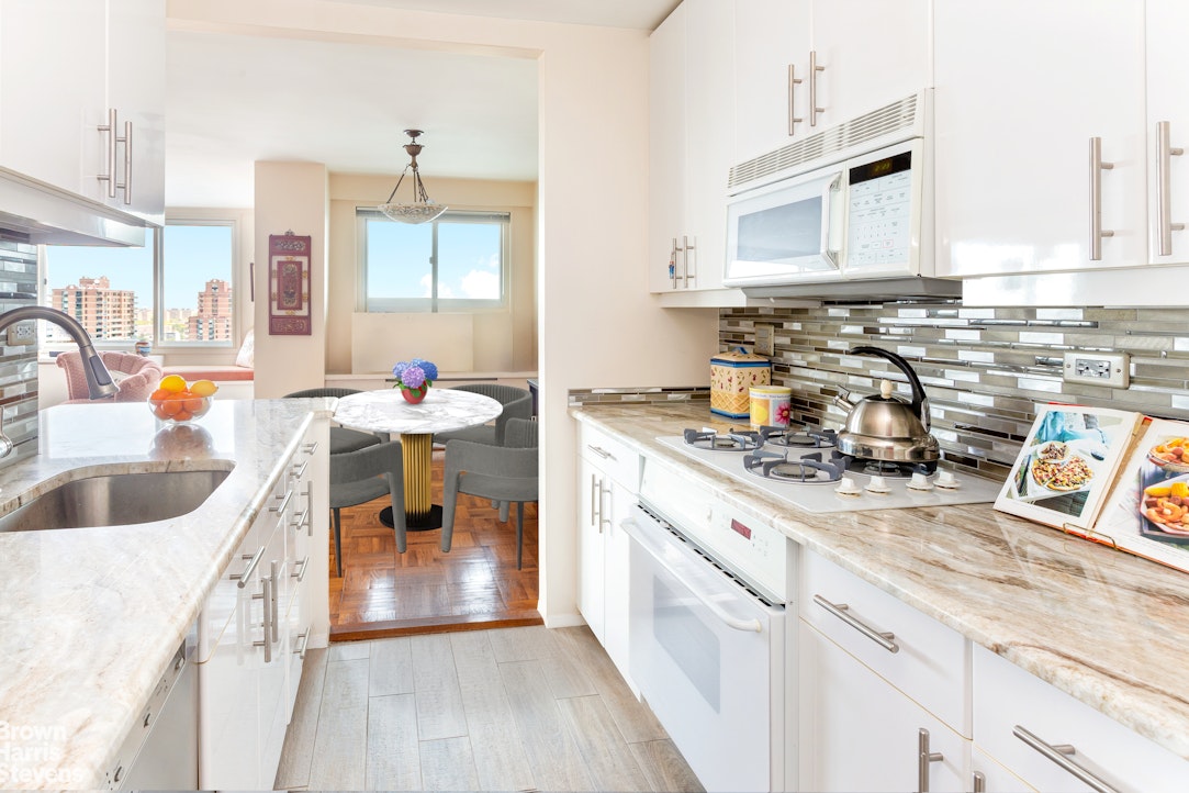 530 East 72nd Street 17D Upper East Side New York NY 10021