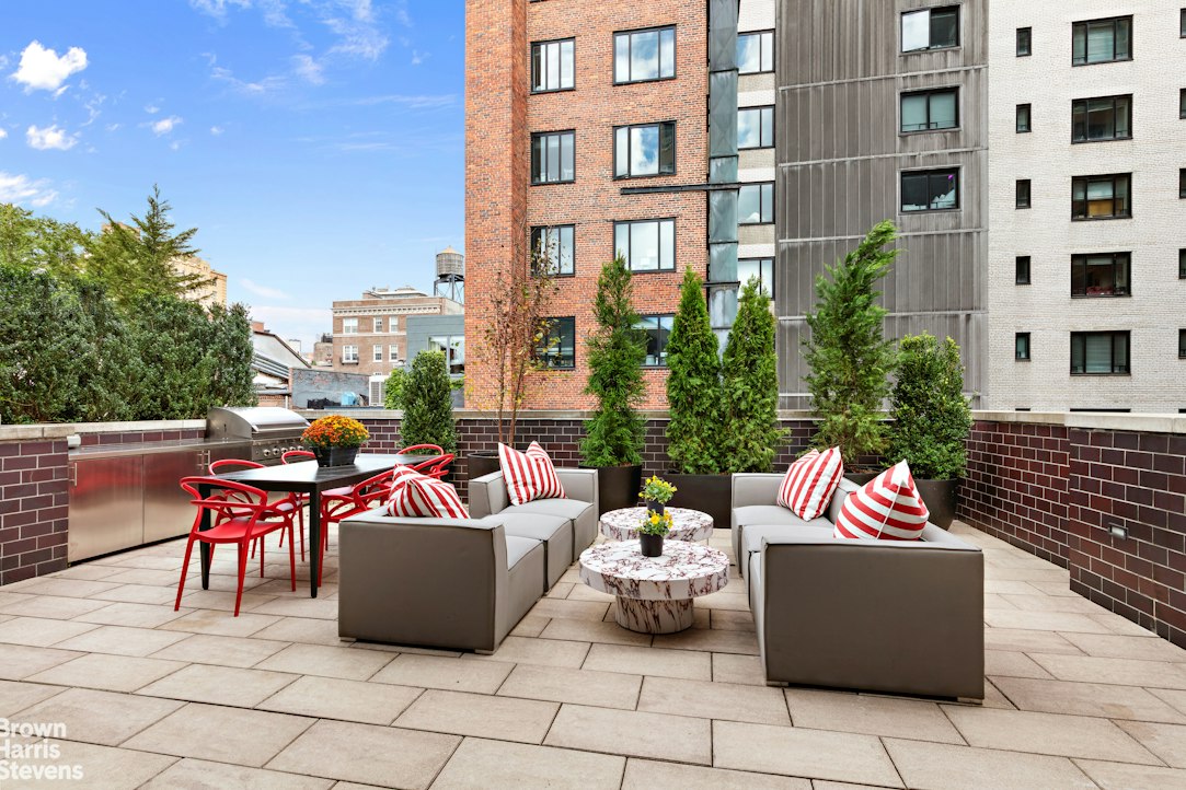 135 West 4th Street PHE Greenwich Village New York NY 10012