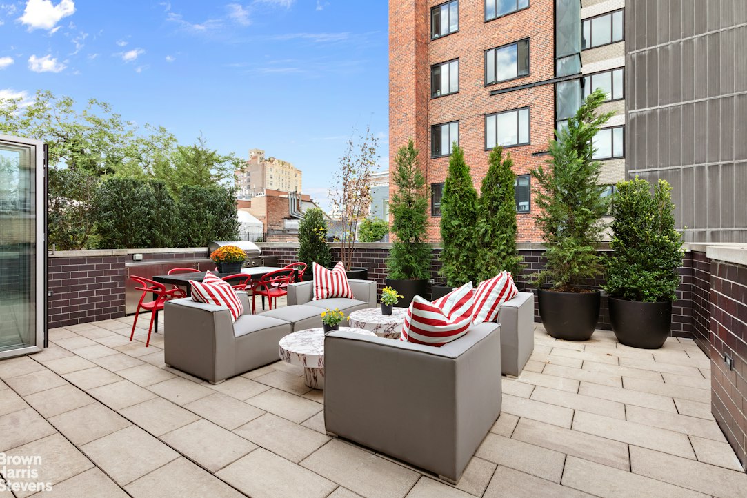135 West 4th Street PHE Greenwich Village New York NY 10012