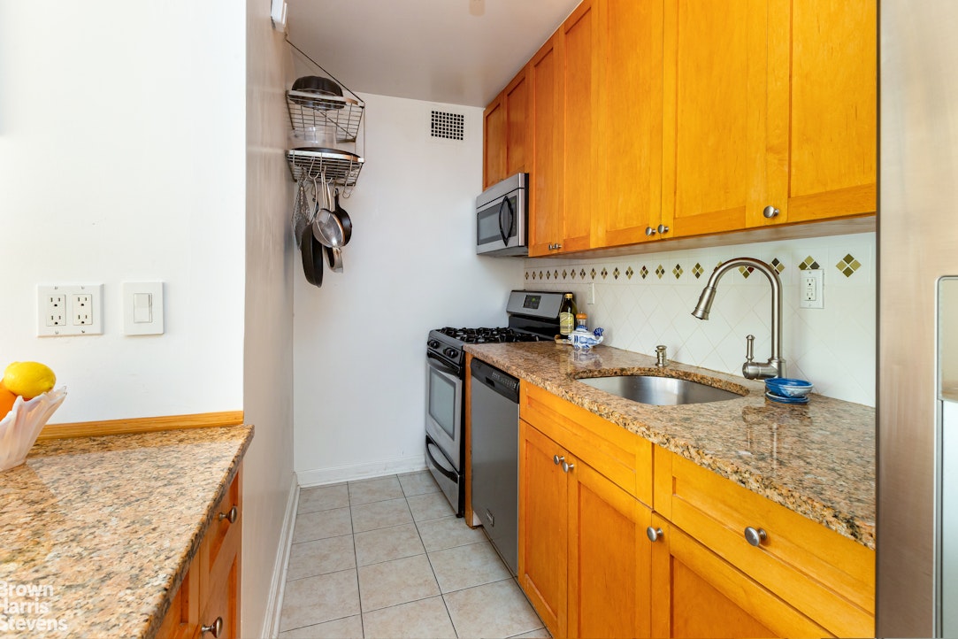 205 West End Avenue Lincoln Square New York NY 10023
