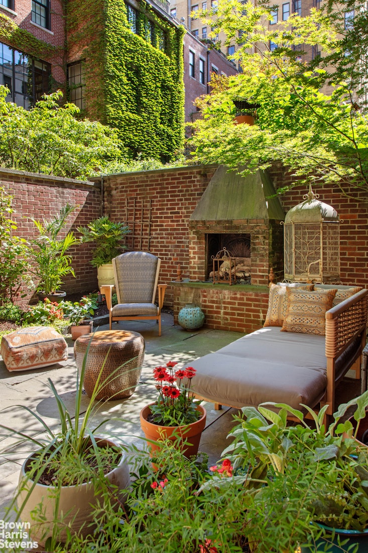 11 East 92nd Street 1 Carnegie Hill New York NY 10128