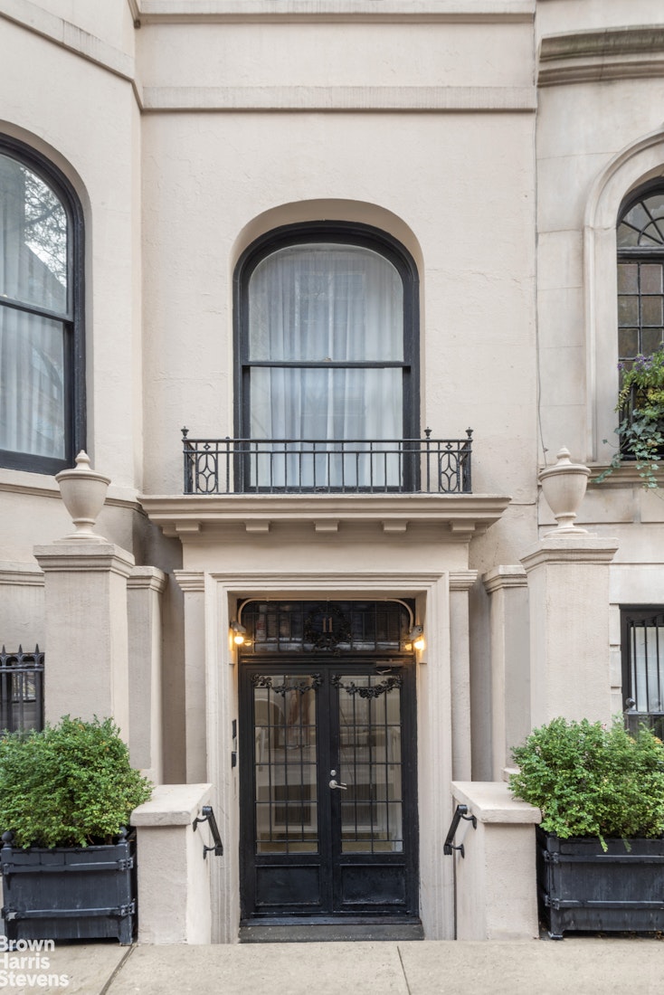 11 East 92nd Street 1 Carnegie Hill New York NY 10128
