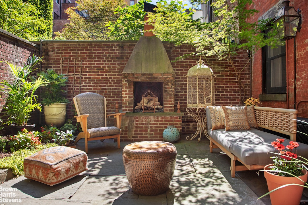 11 East 92nd Street 1 Carnegie Hill New York NY 10128