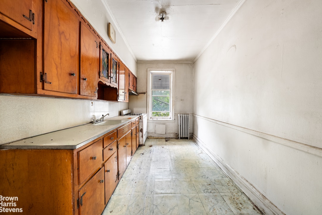 749 Wyona Street East New York Brooklyn NY 11207