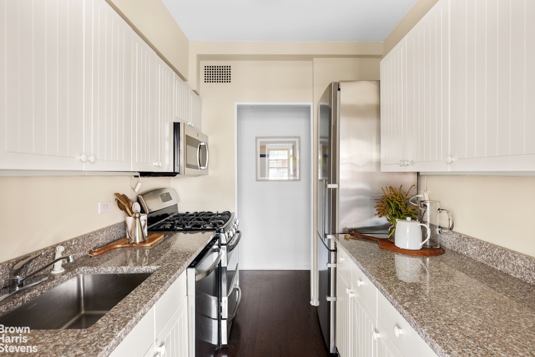 370 East 76th Street C1001 Upper East Side New York NY 10021