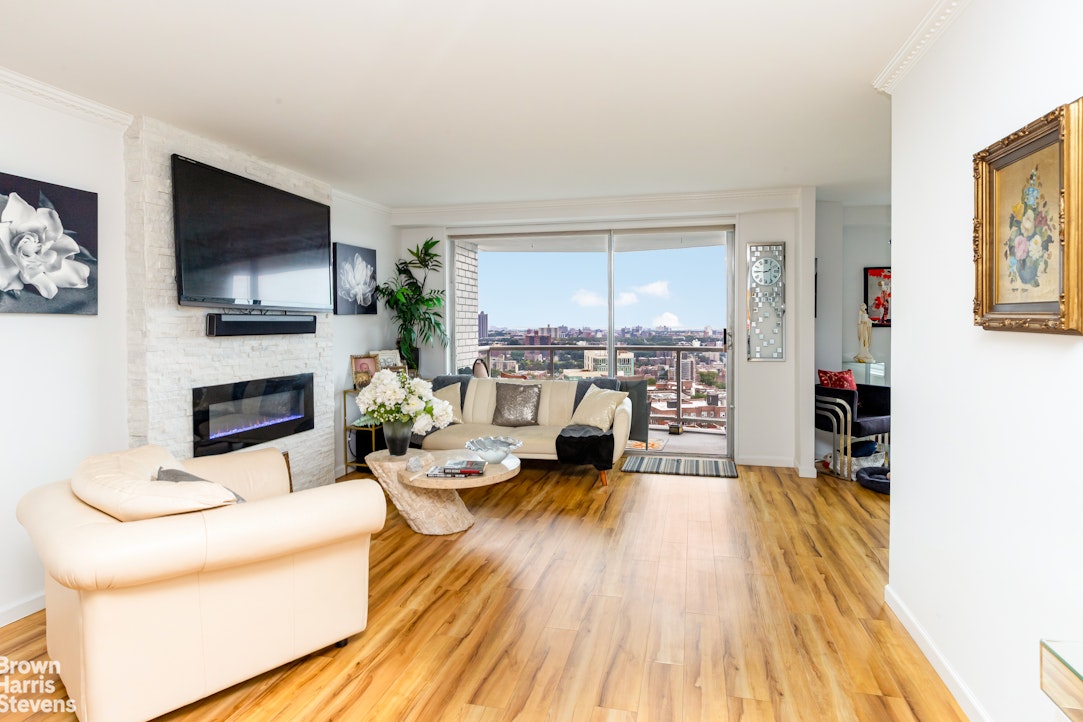 3333 Henry Hudson Parkway West 20D Riverdale Bronx NY 10463