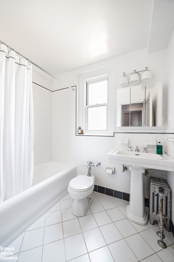 315 East 68th Street 13J Upper East Side New York NY 10065