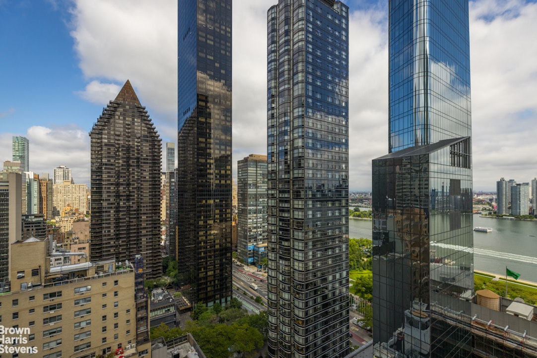 333 East 45th Street 29C Turtle Bay New York NY 10017